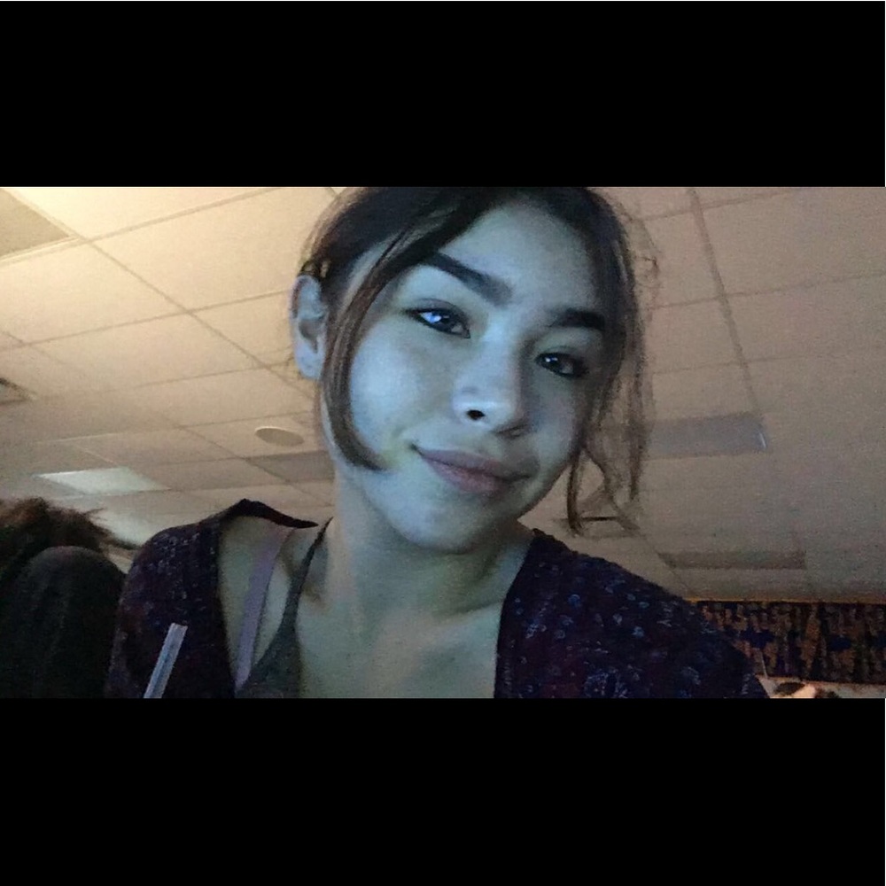 Meet your Posher, Averie